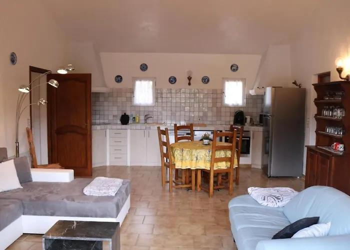 La Garonnette 12 By Interhome Nyaraló